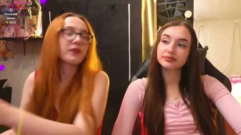 Mel online show from February 22, 3:58 pm