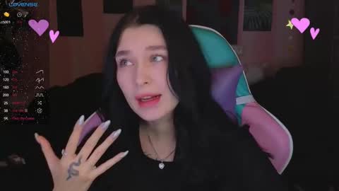 Snapshot of mella_freya chatting on March 6, 10:04 pm Freya IM NONUDE online show from March 6, 10:04 pm
