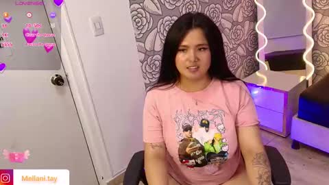Snapshot of mellani_tay chatting on February 18, 9:10 am Mellani  online show from February 18, 9:10 am