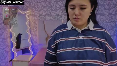 Snapshot of mellani_tay chatting on September 17, 3:10 am Mellani  online show from September 17, 3:10 am