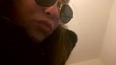 Snapshot of melli23 chatting on December 13, 8:14 pm Melli online show from December 13, 8:14 pm