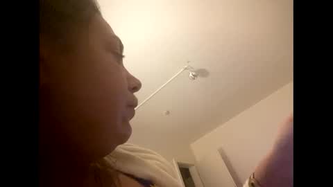 Snapshot of melli23 chatting on December 13, 5:00 pm Melli online show from December 13, 5:00 pm
