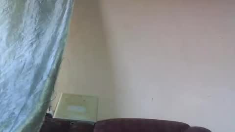 Snapshot of mellissia02 chatting on October 6, 12:01 pm mellissa online show from October 6, 12:01 pm