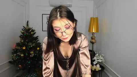 mellsawertyq online show from December 19, 7:31 pm