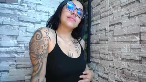 MELODY  HILS online show from January 21, 12:39 pm