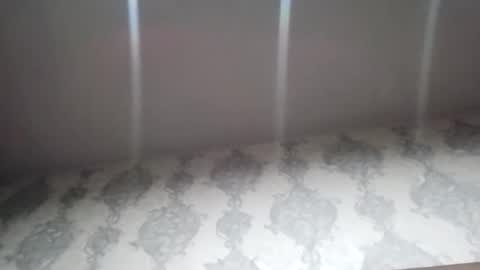 MelyShine online show from January 12, 1:40 pm