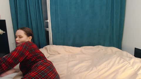 Jey online show from December 7, 1:13 pm