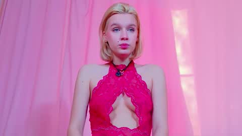 Lilu online show from March 6, 3:49 am