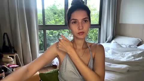 LEVA online show from June 7, 11:15 am