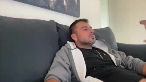 Mercedes190d online show from April 10, 11:59 am