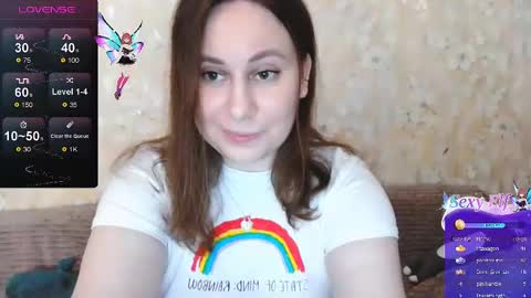Snapshot of mercurygirlx chatting on March 3, 4:47 am Cutie online show from March 3, 4:47 am