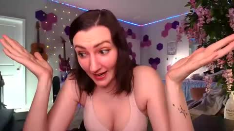 Meredith Bae online show from March 14, 2:15 am