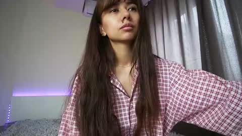 meriannabell online show from November 4, 11:44 am