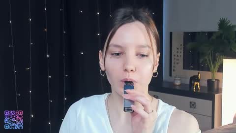 Snapshot of meryldell chatting on March 3, 2:06 pm Lollita online show from March 3, 2:06 pm