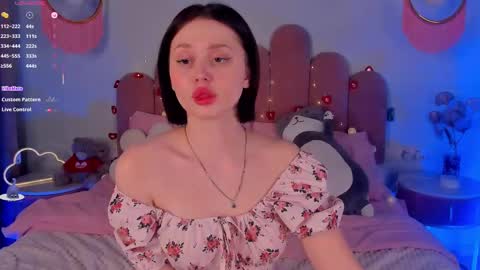 Snapshot of merylew chatting on February 16, 9:37 am Anna online show from February 16, 9:37 am