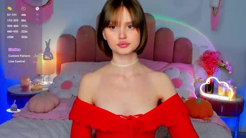 Snapshot of merylew chatting on October 19, 5:45 am Anna online show from October 19, 5:45 am