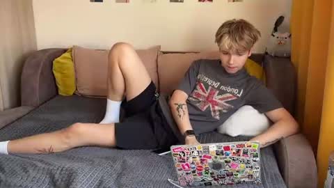Arthur online show from July 13, 2:31 pm