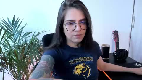 Meurif online show from October 15, 8:53 pm