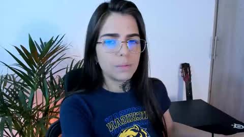 Meurif online show from December 1, 4:05 pm