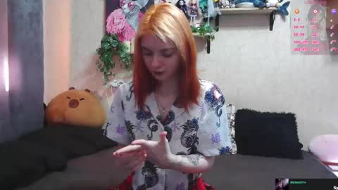 Mavis online show from November 2, 3:17 am