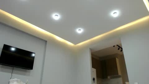 Mey  Kylie online show from March 9, 10:19 am