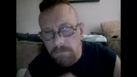 mhitch924 online show from June 6, 10:15 pm