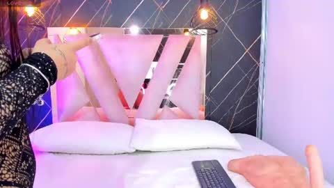 Mia online show from June 23, 2:19 am