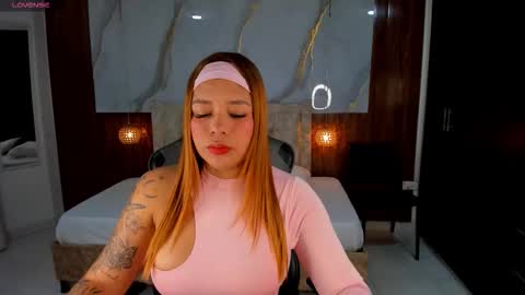 Violett online show from September 9, 5:35 pm