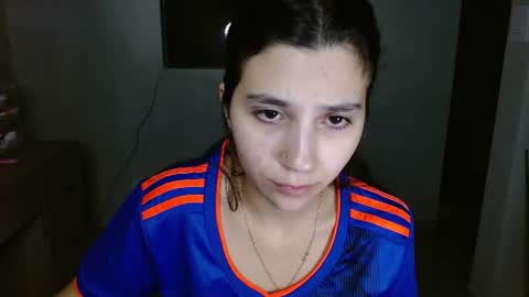 Mia online show from June 18, 4:29 am