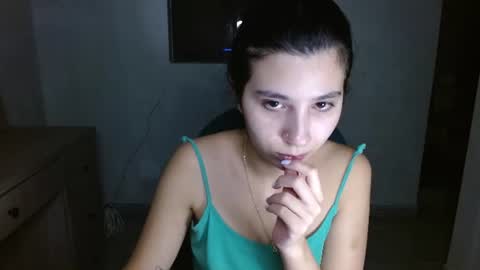 Mia online show from July 22, 5:09 am