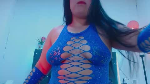 C A L L  M E  M I A  online show from March 7, 4:34 am