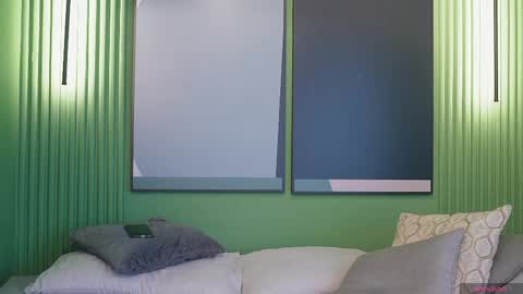 Belmont and Mia online show from April 17, 6:54 pm