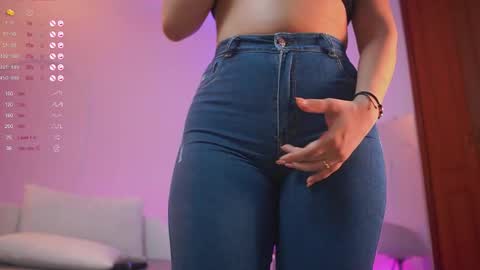 Anna online show from October 18, 5:06 pm