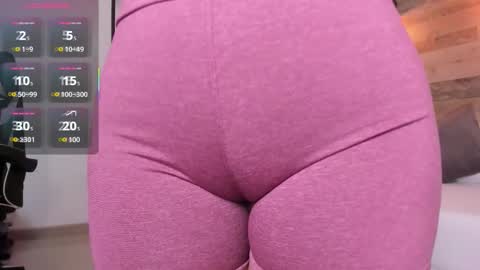 M I A  online show from February 13, 2:48 am