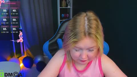 Mia online show from October 9, 8:31 am