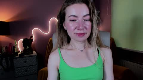 Mia online show from September 18, 6:50 am