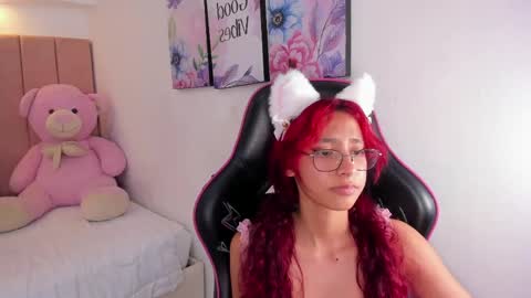 Mia Ortiz online show from May 23, 10:28 pm
