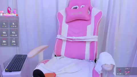 Yessica online show from June 27, 11:49 am