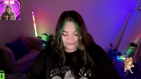 Mia online show from March 28, 2:02 am