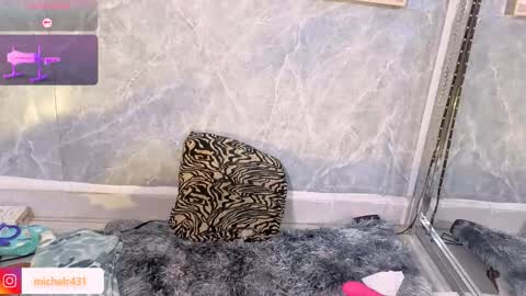 mia reys online show from May 29, 2:04 pm