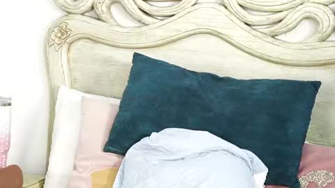 mia rossi 7 online show from June 27, 12:00 pm