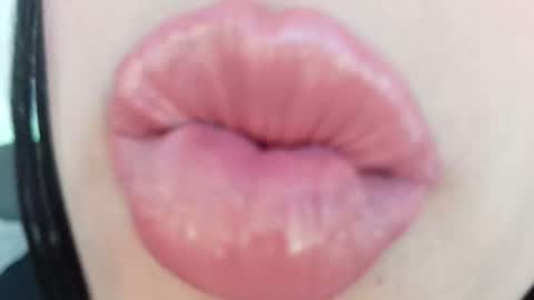 Mia Roux online show from September 26, 7:33 pm