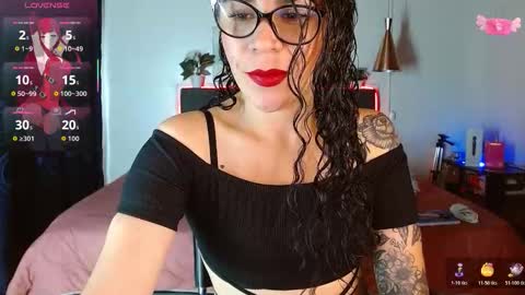 MIA  online show from November 18, 2:53 pm