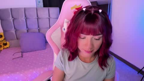 mia  nicolle online show from September 11, 3:41 am