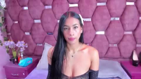 miaa_davis_ online show from February 19, 2:33 am
