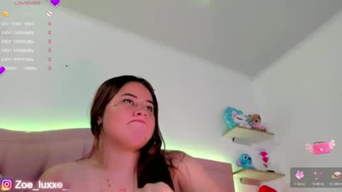 Mia online show from July 5, 3:53 am