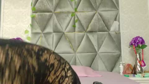 MIIA online show from May 25, 1:17 pm