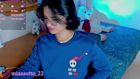 Snapshot of miaa_sotto chatting on January 8, 3:51 am Maria Fernanda online show from January 8, 3:51 am