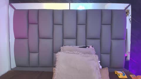 Mia online show from January 16, 12:25 pm