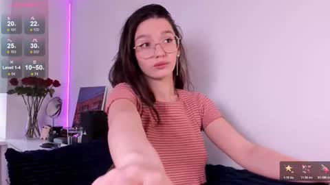 mia online show from February 22, 1:25 pm